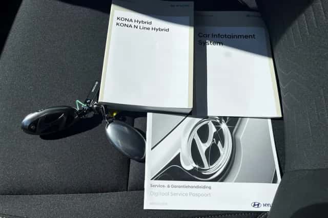 Hyundai Kona (2023) thumbnail 6