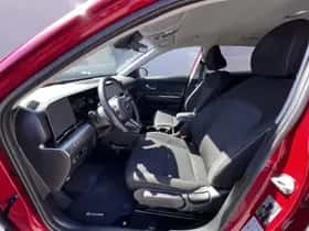Hyundai Kona (2023) thumbnail 8