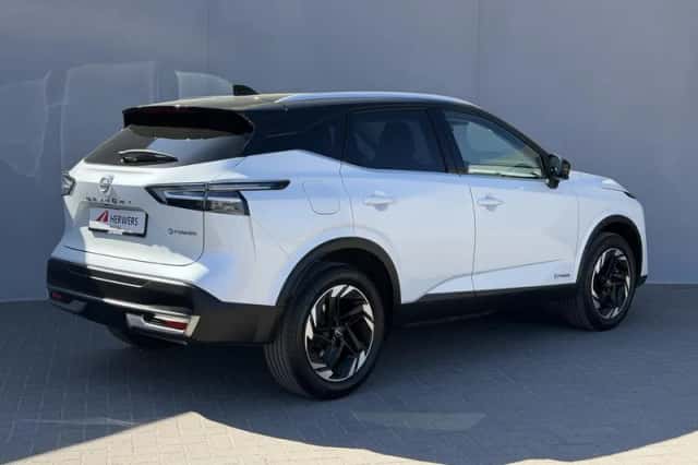 Nissan Qashqai (2024) thumbnail 3