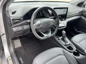 Hyundai Ioniq (2020) thumbnail 24