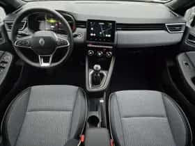 Renault Clio (2025) thumbnail 5