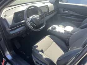 Nissan Ariya (2022) thumbnail 19