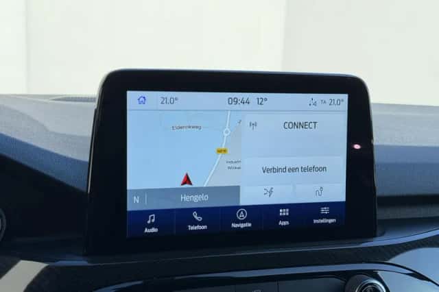 Ford Kuga (2023) thumbnail 23
