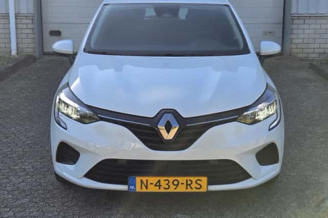 Renault Clio (2022) thumbnail 25