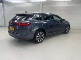 Renault Mégane (2023) thumbnail 6