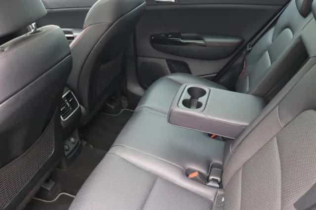 Kia Sportage (2019) thumbnail 30