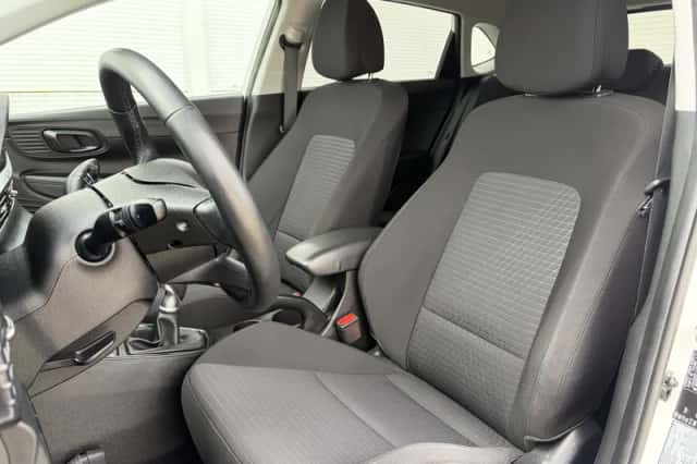 Hyundai i20 (2023) thumbnail 6