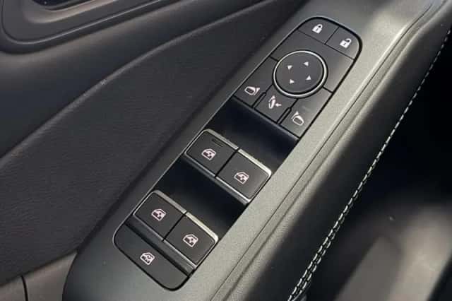 Nissan Qashqai (2024) thumbnail 13