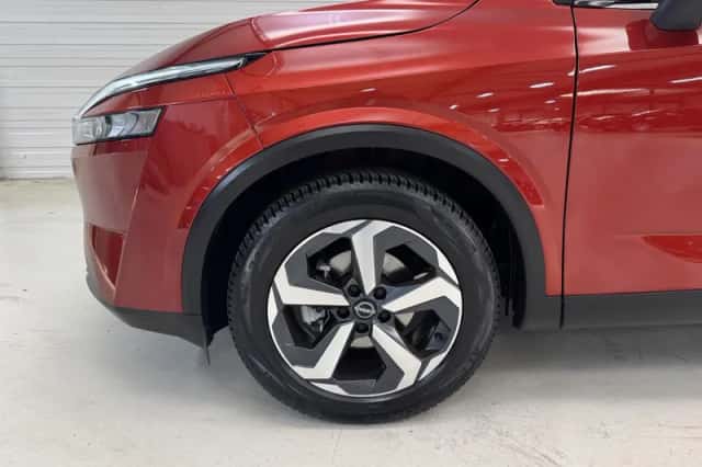 Nissan Qashqai (2023) thumbnail 18