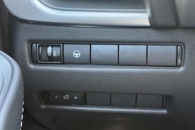 Nissan Qashqai (2024) thumbnail 14