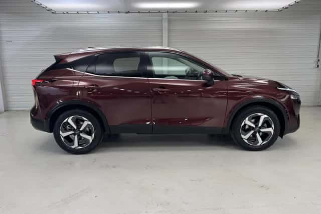Nissan Qashqai (2023) thumbnail 19