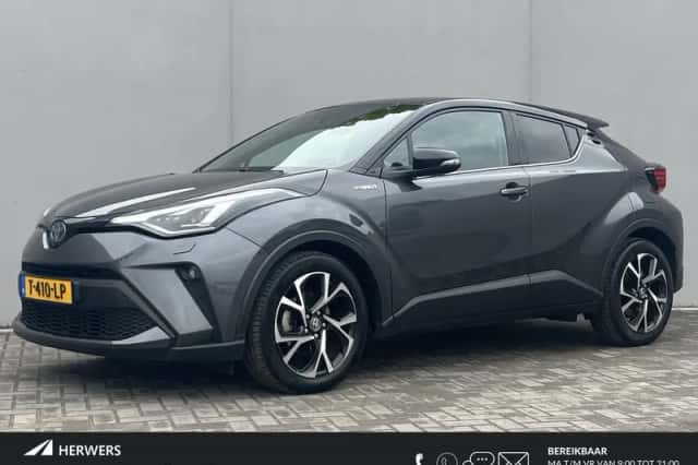 Toyota C-HR (2021) thumbnail 1