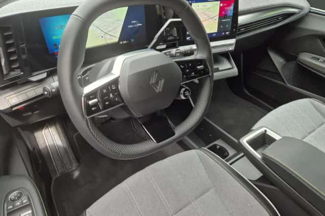 Renault Mégane E-Tech (2025) thumbnail 14