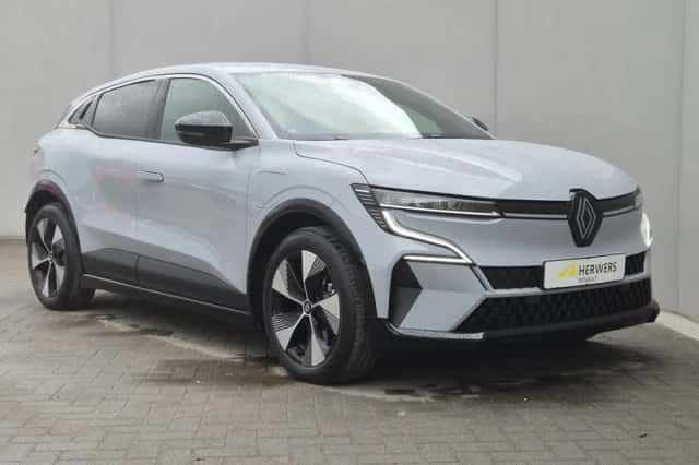 Renault Mégane E-Tech (2025) thumbnail 17