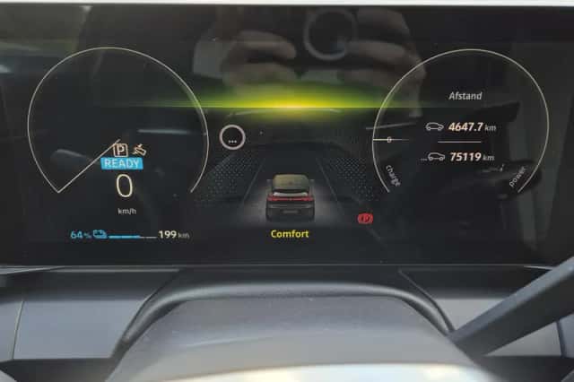 Renault Mégane E-Tech (2023) thumbnail 13