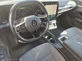Renault Mégane E-Tech (2023) thumbnail 19
