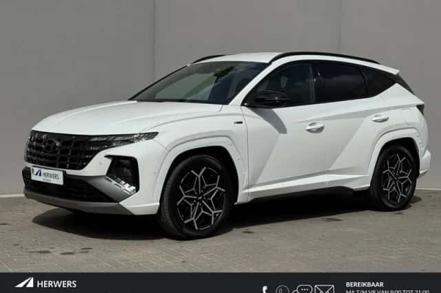 Hyundai Tucson (2023) thumbnail 1