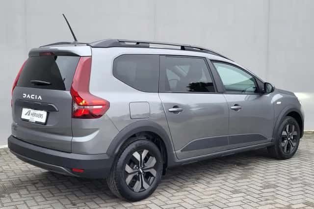 Dacia Jogger (2025) thumbnail 3