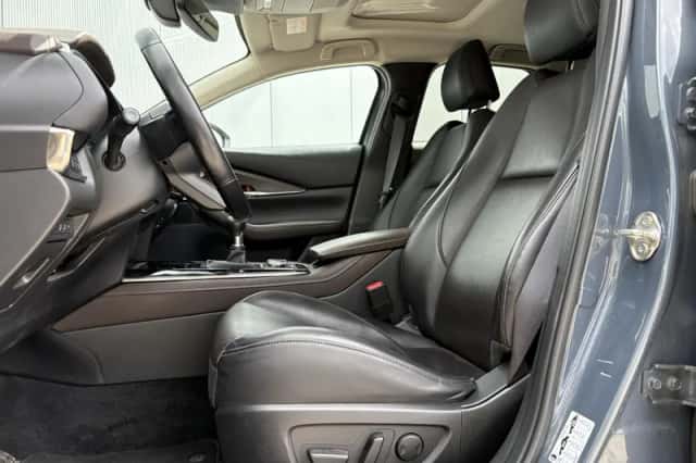 Mazda CX-30 (2022) thumbnail 6