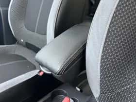 Renault Captur (2018) thumbnail 11