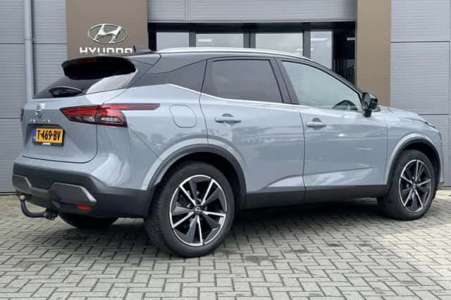 Nissan Qashqai (2023) thumbnail 3
