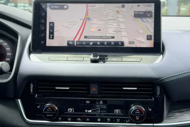 Nissan Qashqai (2023) thumbnail 4