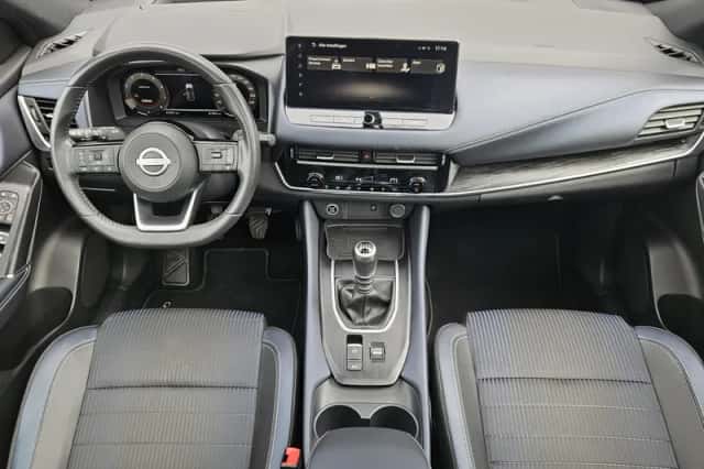 Nissan Qashqai (2023) thumbnail 2