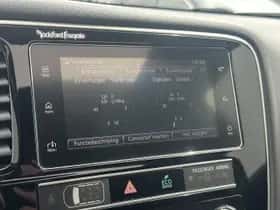 Mitsubishi Outlander (2018) thumbnail 26