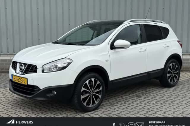 Nissan Qashqai (2011) thumbnail 1