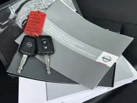 Nissan Qashqai (2011) thumbnail 9