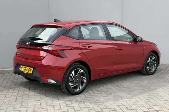 Hyundai i20 (2022) thumbnail 3