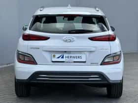 Hyundai Kona (2022) thumbnail 28