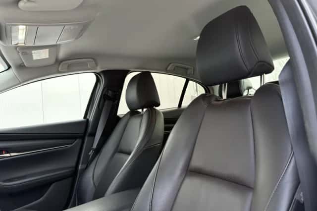 Mazda 3 (2024) thumbnail 11