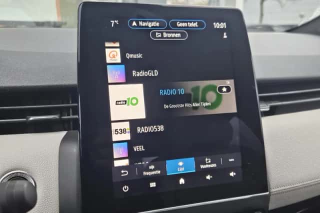 Renault Clio (2022) thumbnail 11