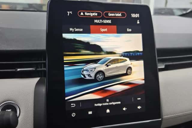 Renault Clio (2022) thumbnail 10