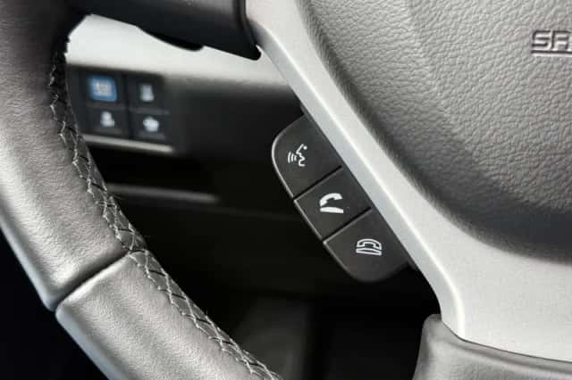 Suzuki S-Cross (2023) thumbnail 32