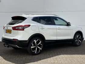 Nissan Qashqai (2020) thumbnail 3