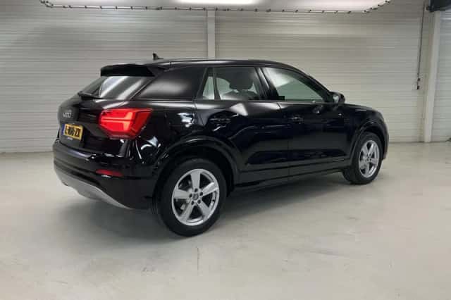 Audi Q2 (2020) thumbnail 3