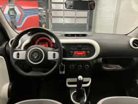 Renault Twingo (2017) thumbnail 2