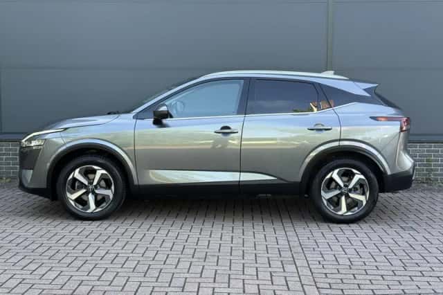 Nissan Qashqai (2023) thumbnail 11