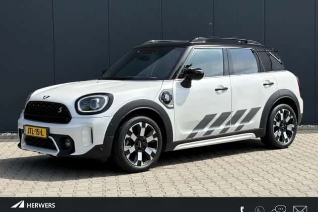 MINI Countryman (2023) thumbnail 1