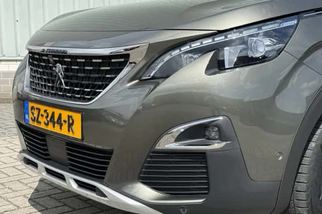 Peugeot 3008 (2018) thumbnail 33