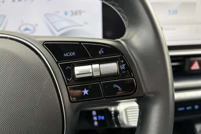 Hyundai Ioniq 6 (2024) thumbnail 12