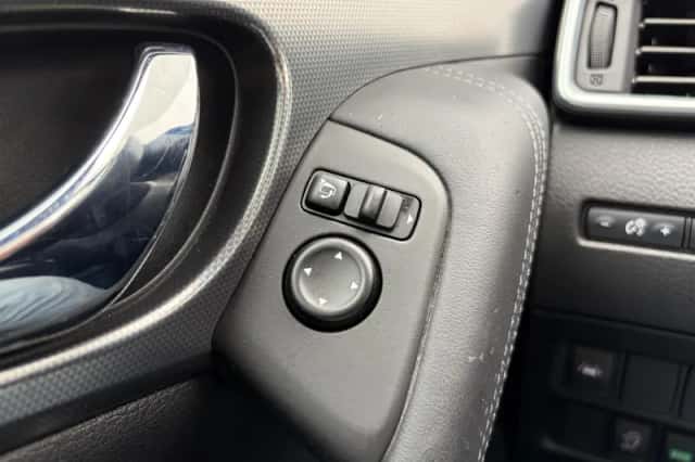 Nissan Qashqai (2019) thumbnail 16