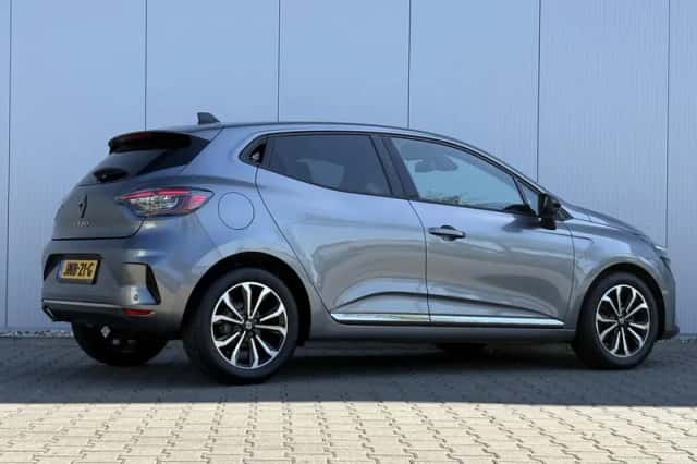 Renault Clio (2025) thumbnail 3