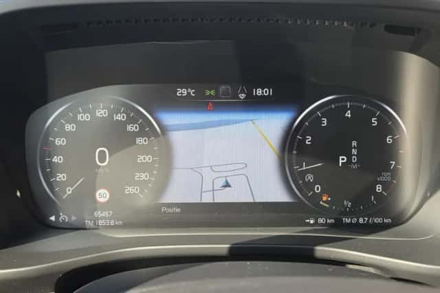 Volvo XC40 (2020) thumbnail 23