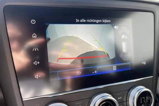 Renault Kadjar (2021) thumbnail 11