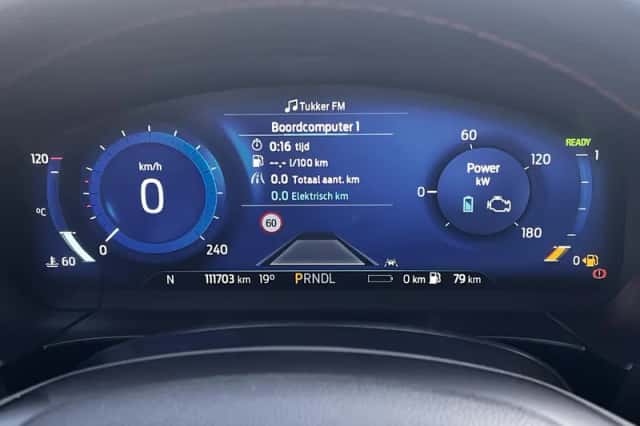 Ford Kuga (2022) thumbnail 36