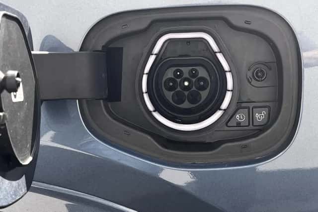 Ford Kuga (2022) thumbnail 37
