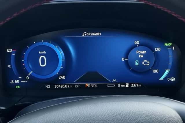 Ford Kuga (2024) thumbnail 9